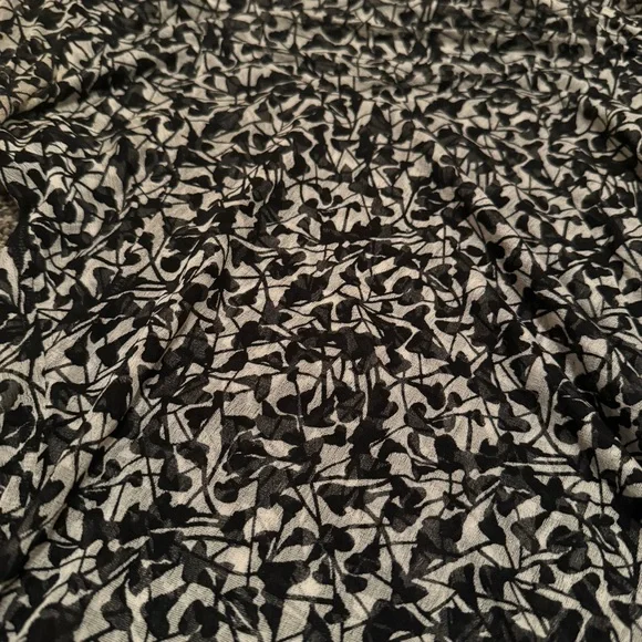 Diane von Furstenberg Sheer Off the Shoulder Black and Grey Blouse S - Picture 3 of 5